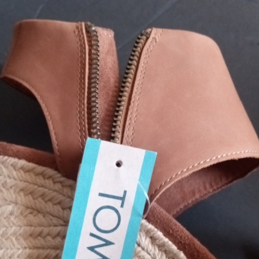Toms Tan Woven Front Espadrille Block Heel Sandals NWT - Picture 14 of 16